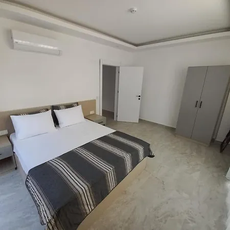 Tabak Apartment *
